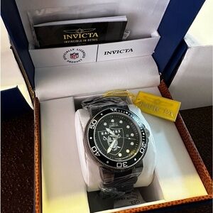 NFL Las Vegas Raiders Invicta Sports Watch Official Licensed NIB Unisex
